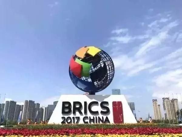 【巅峰盛典 大国风范】厦门金砖峰会 天姿名师受聘加入晚会化妆造型团队