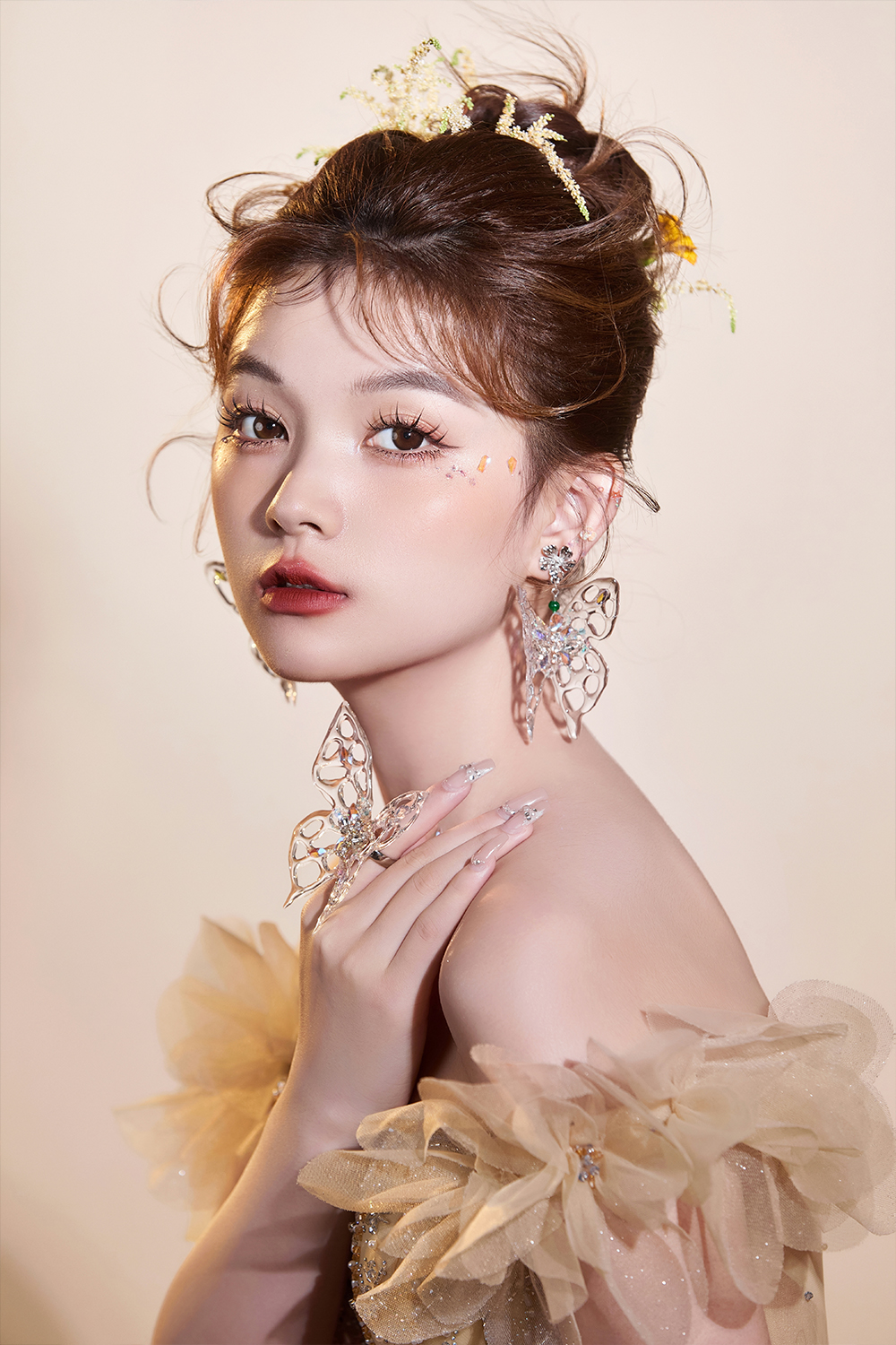 潮款碎闪网感妆&时尚美拉德风
